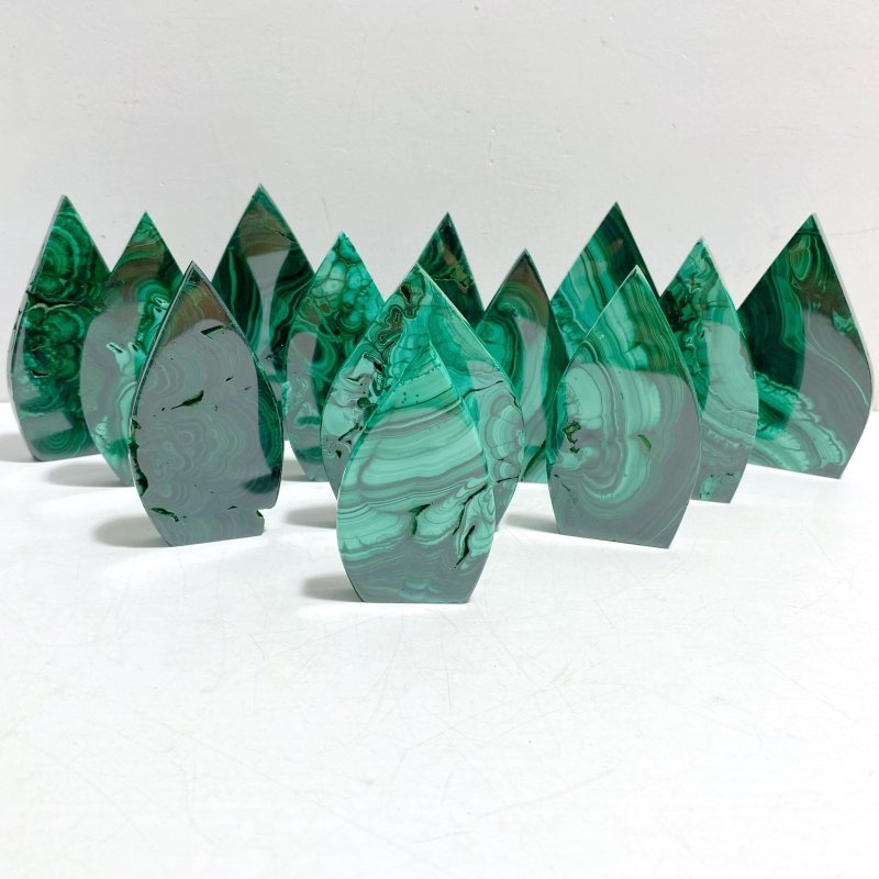 13 Pieces Beautiful Malachite Arrow Head Shape - Wholesale Crystals