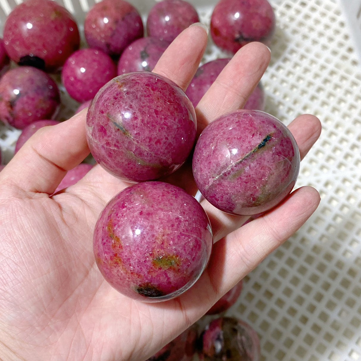 52 Pieces High Quality Rhodonite Spheres (Sea Freight Only)