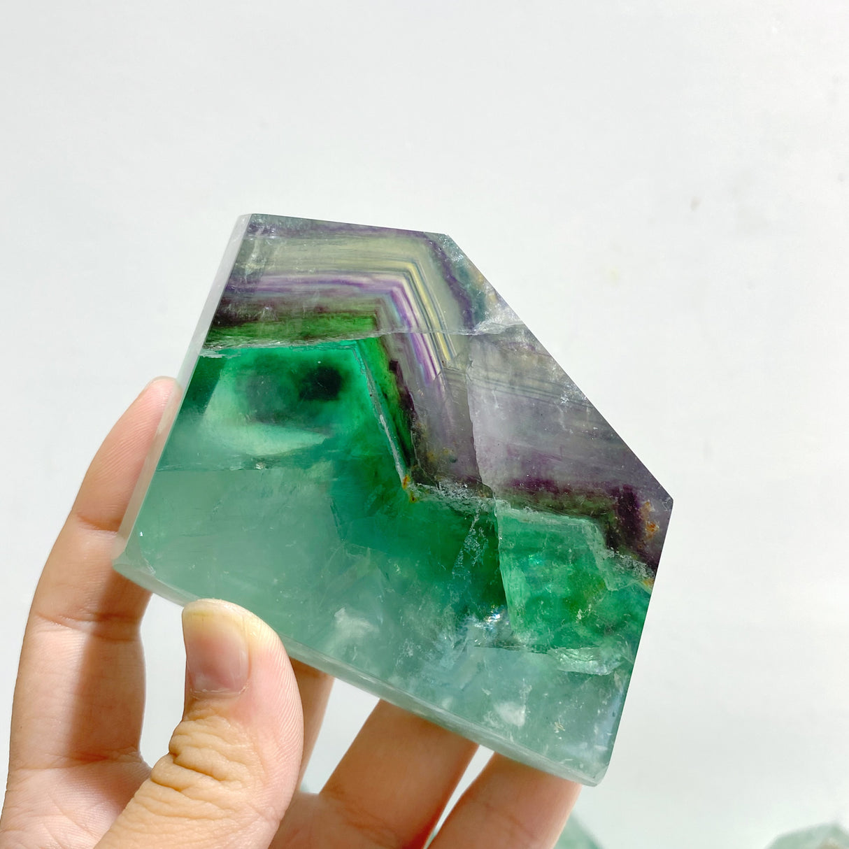 8 Pieces Beautiful Fluorite Free Form With Rainbow