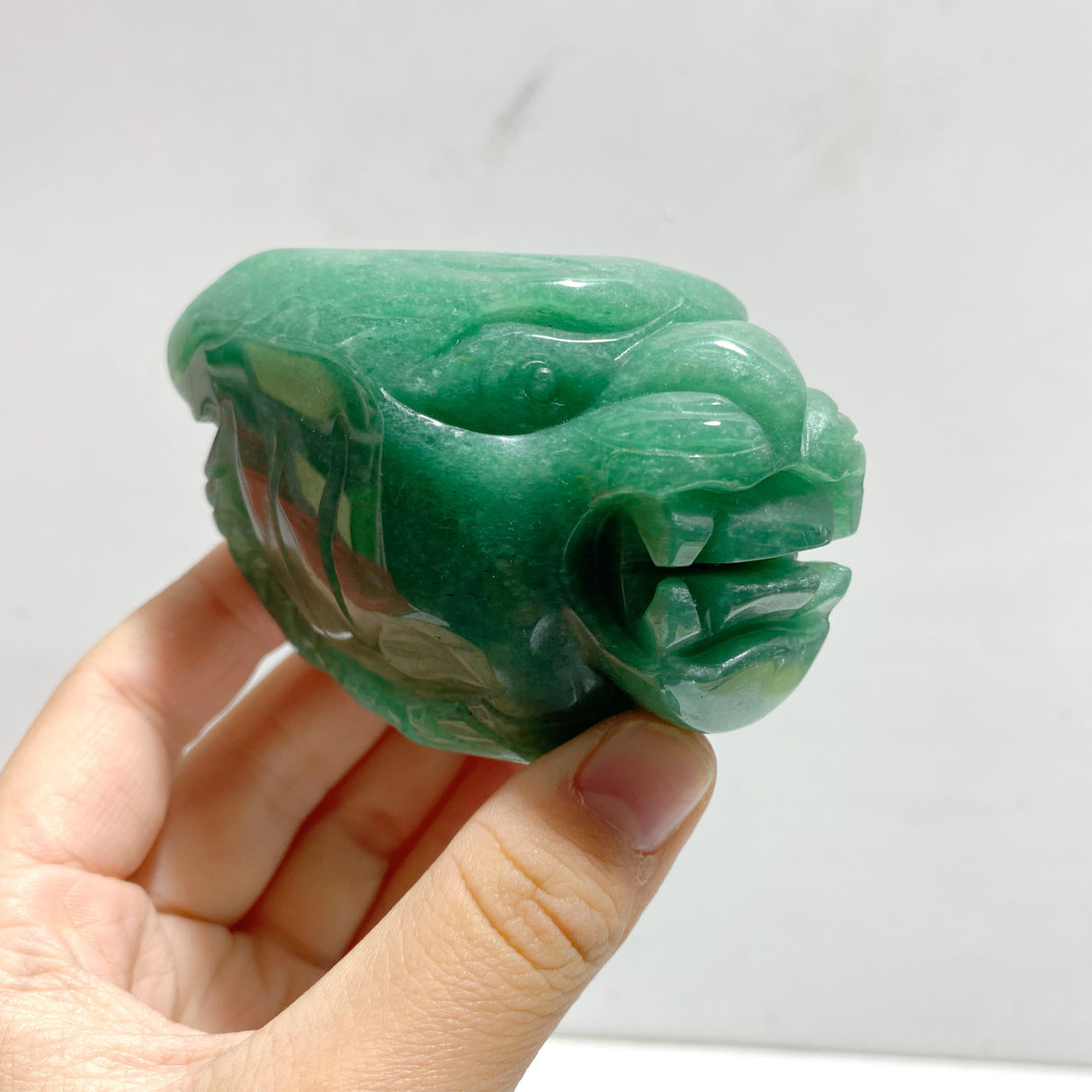 12 Pieces Green Aventurine Mixed Animals Carving
