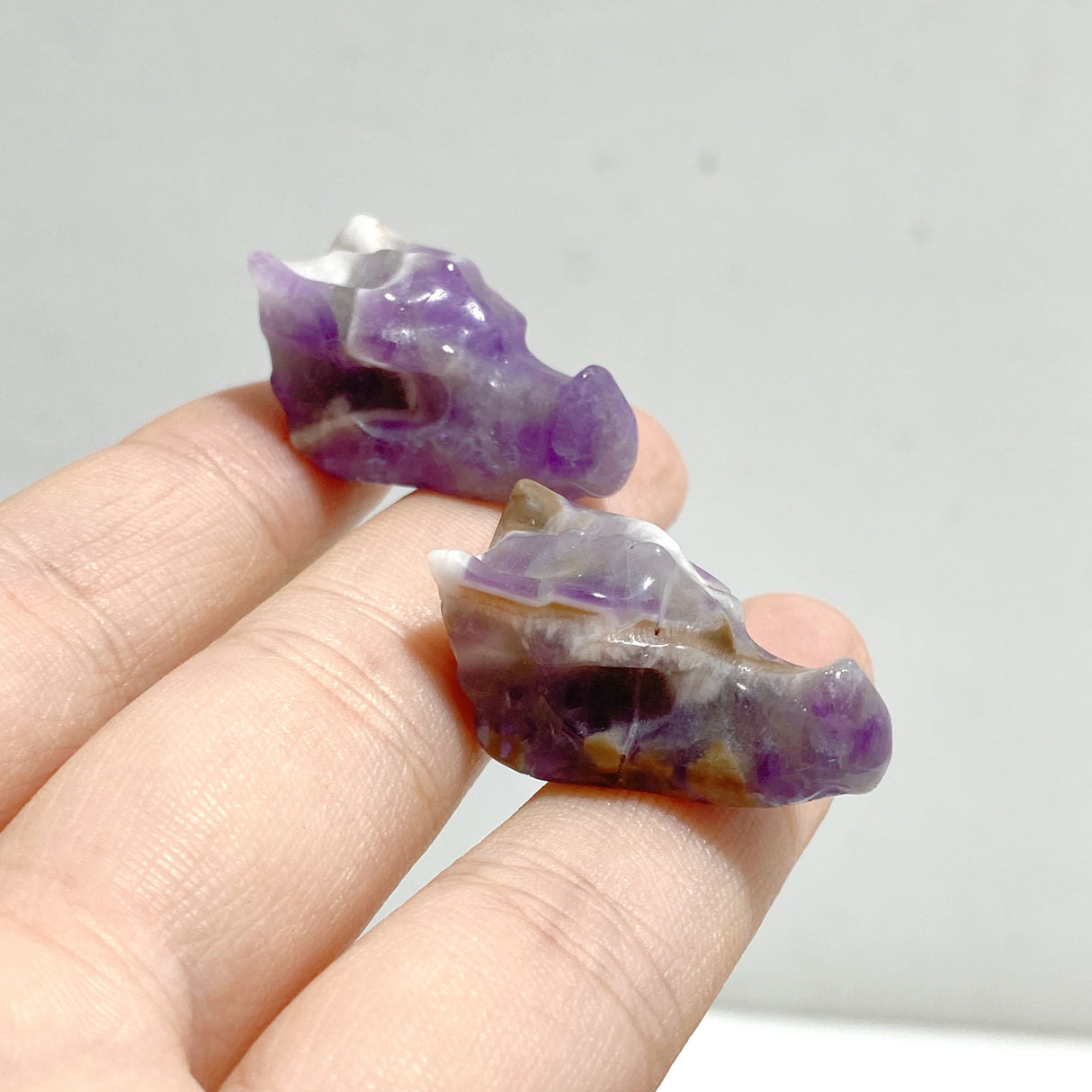 3CM Chevron Amethyst Dragon Head Carving Wholesale