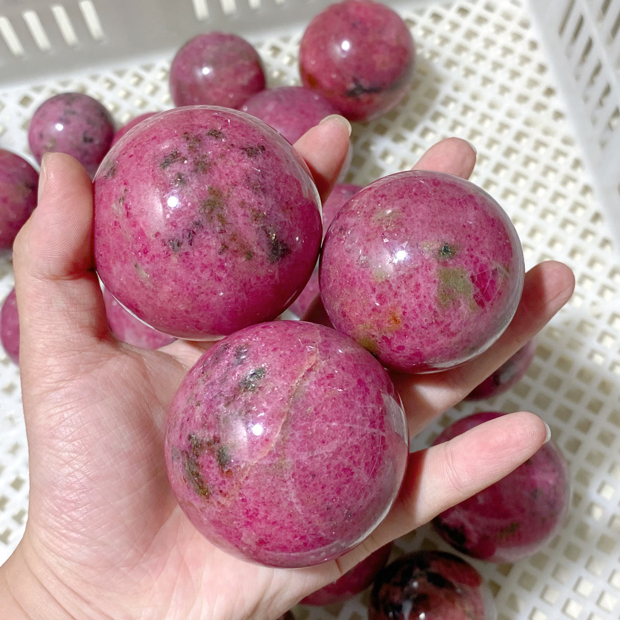 52 Pieces High Quality Rhodonite Spheres (Sea Freight Only)