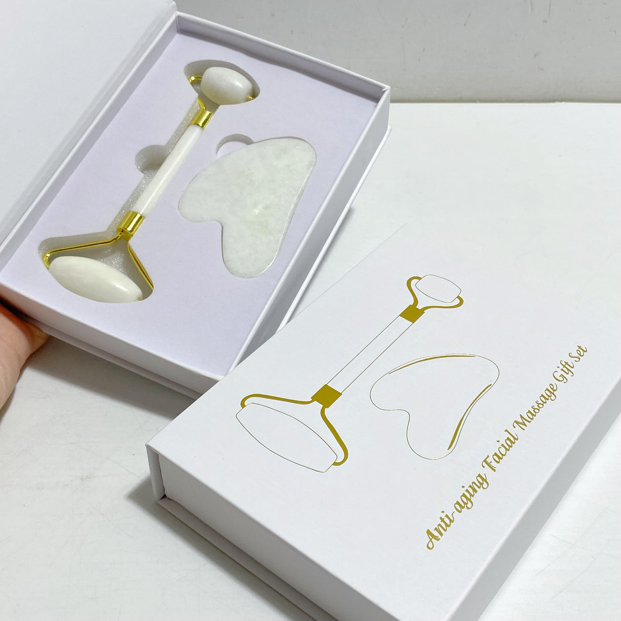 White Jade Roller and Gua Sha A Set Wholesale