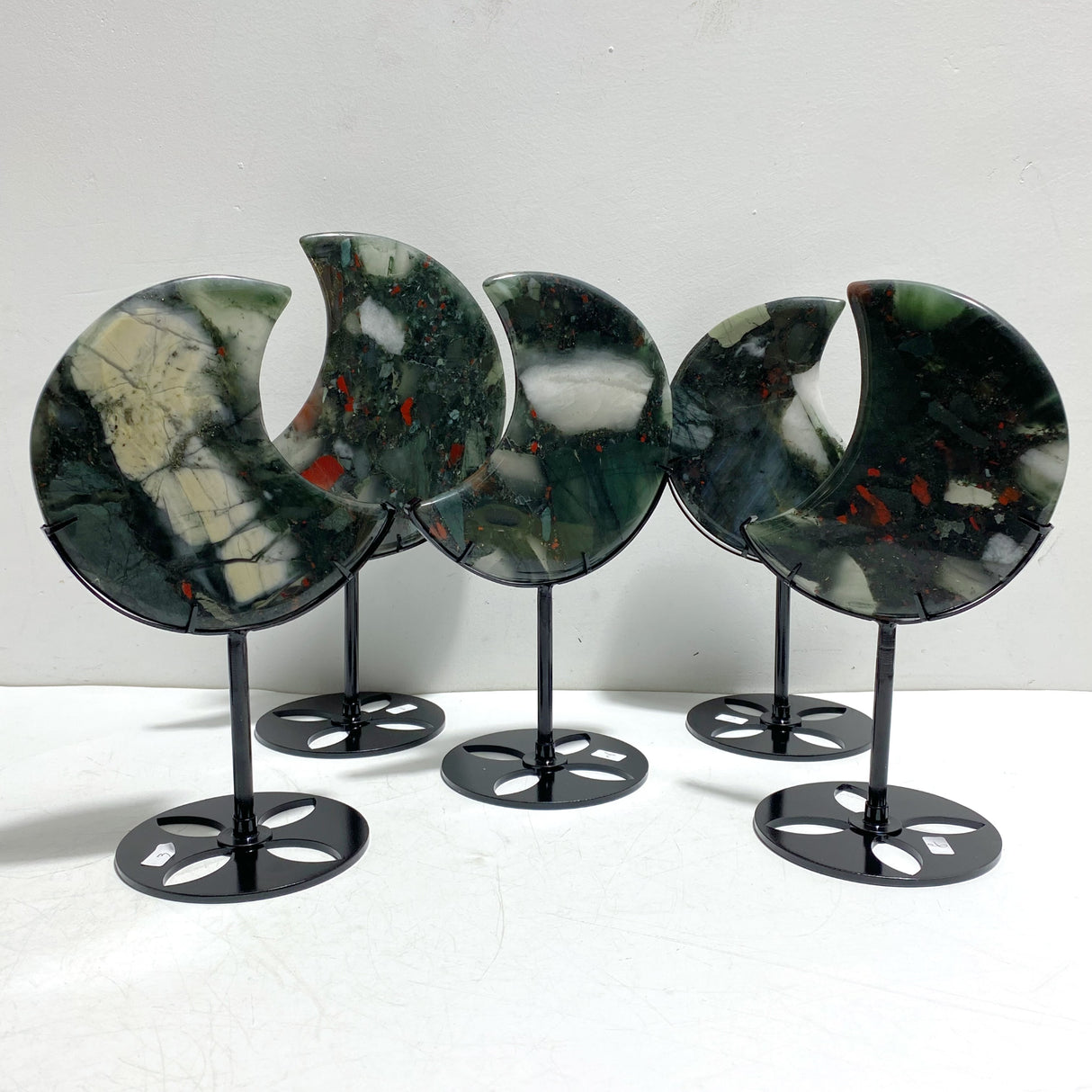 5 Pieces Africa Blood Stone Moon Carving With Stand