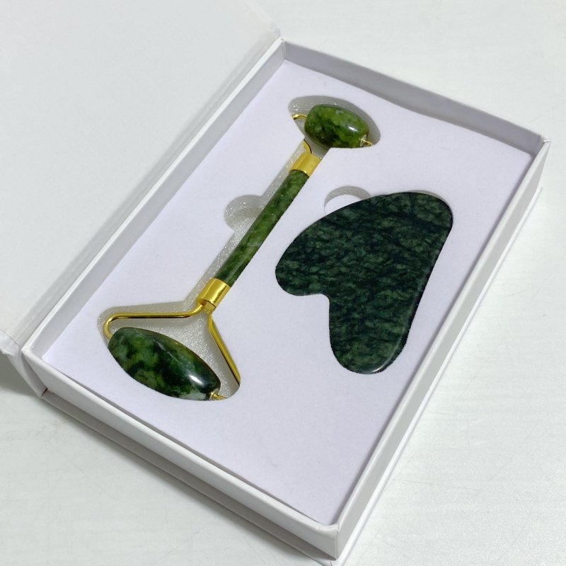 Dark Color Green Jade Roller and Gua Sha A Set Wholesale -Wholesale Crystals