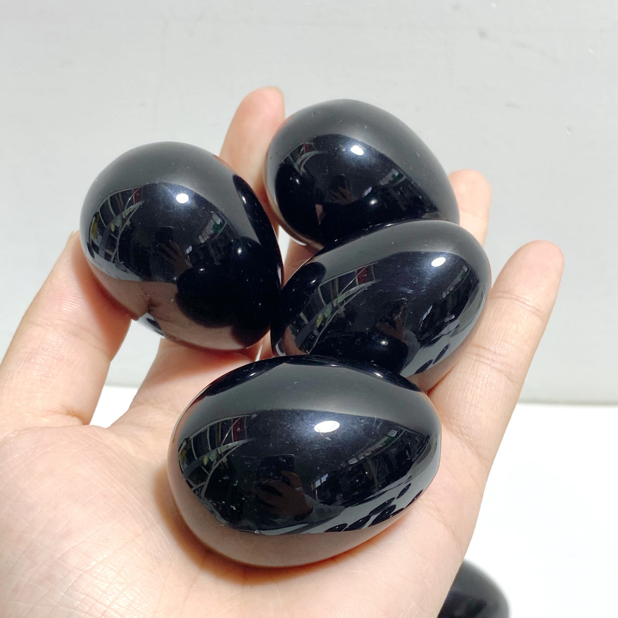 29 Pieces Black Obsidian Eggs