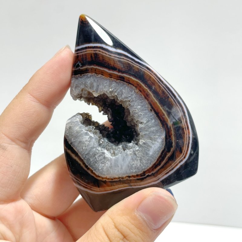 Red&Black Stripe Agate Mixed Quartz Arrow Head Shape Wholesale - Wholesale Crystals