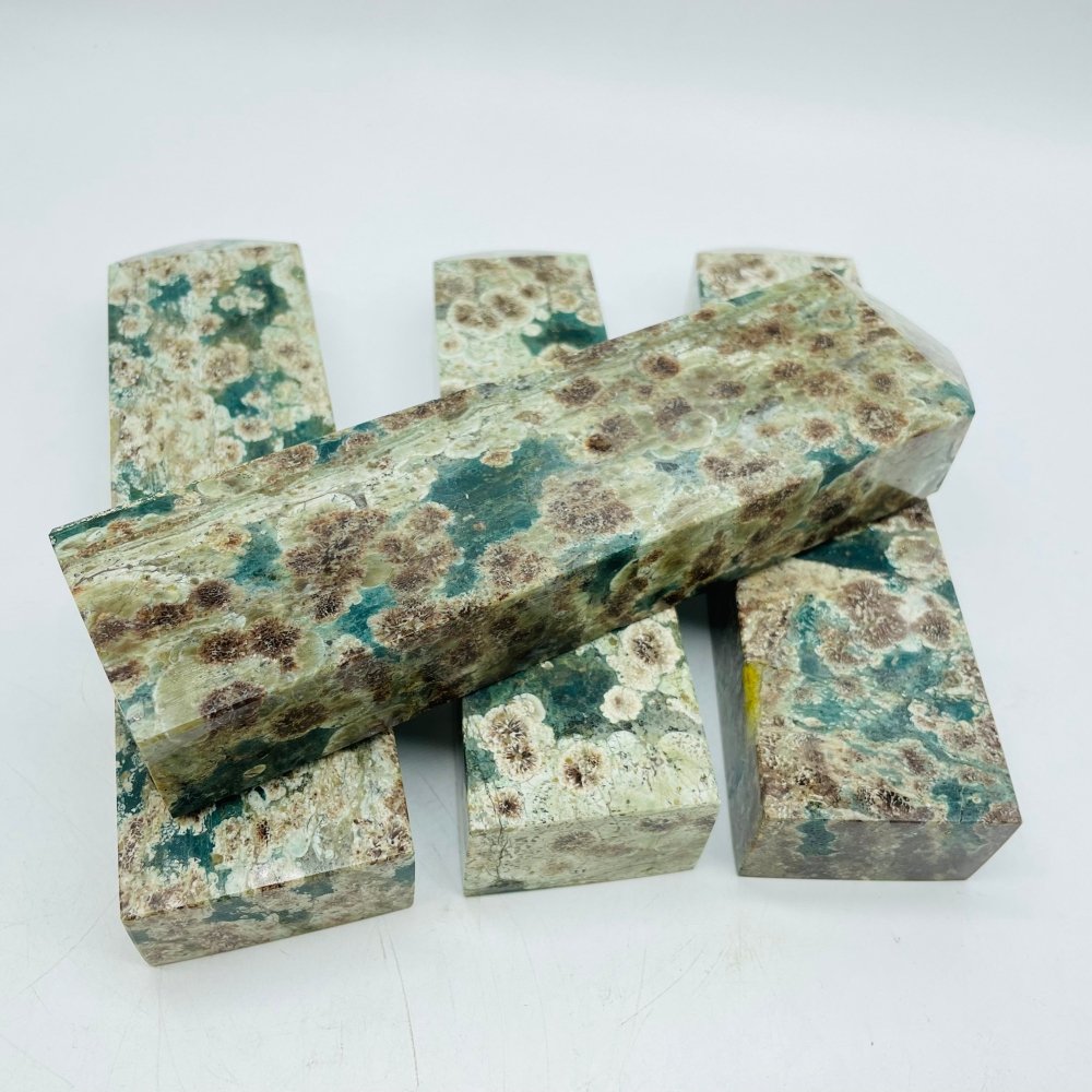 Green Sakura Four-Sided Large Tower Point Wholesale -Wholesale Crystals