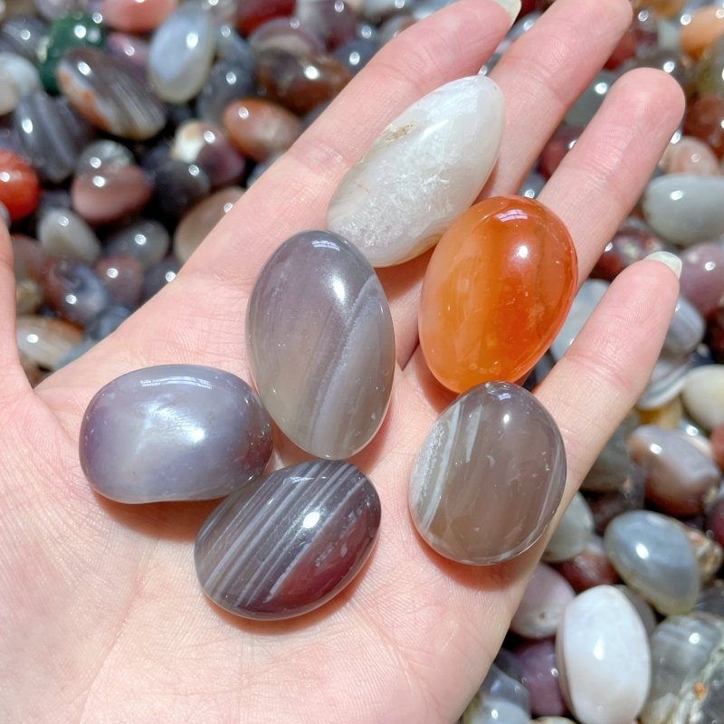 0.8 - 1.9in Colorful Agate Tumbled Gravel Wholesale - Wholesale Crystals