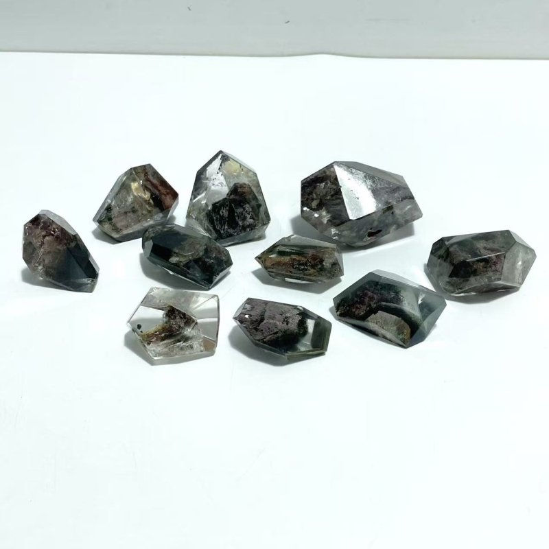 10 Pieces Garden Quartz Free Form 6 - Wholesale Crystals