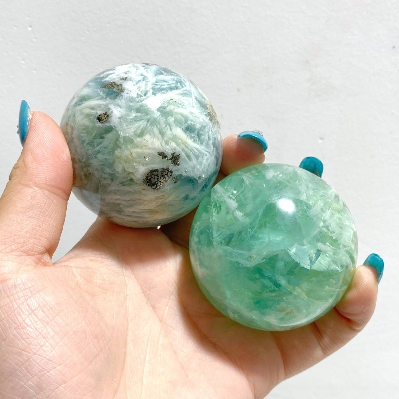 12 Pieces Feather Fluorite Mixed Pyrite Sphere Balls - Wholesale Crystals