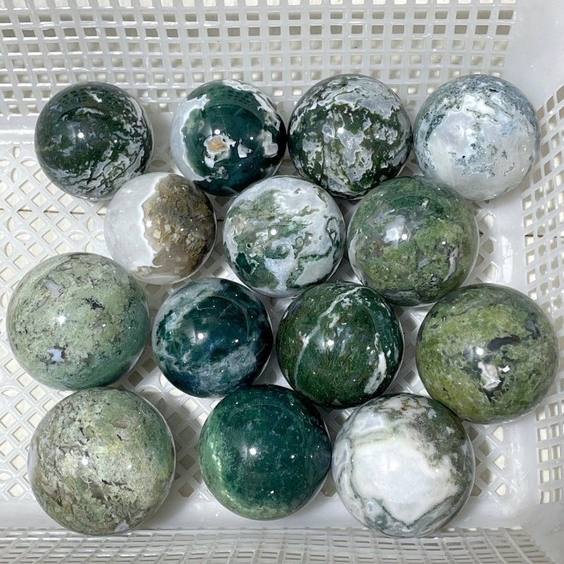 14 Pieces Beautiful Moss Agate Spheres - Wholesale Crystals