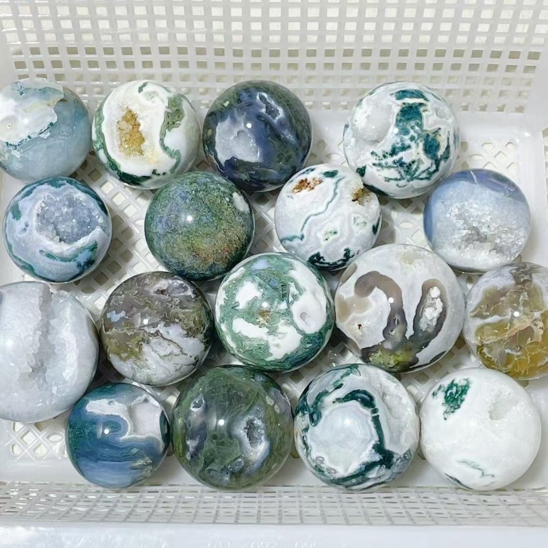 17 Pieces Geode Druzy Moss Agate Spheres - Wholesale Crystals