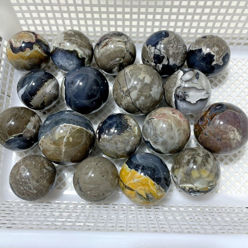 18 Pieces Volcano Agate Sphere(UV - Reactive) - Wholesale Crystals