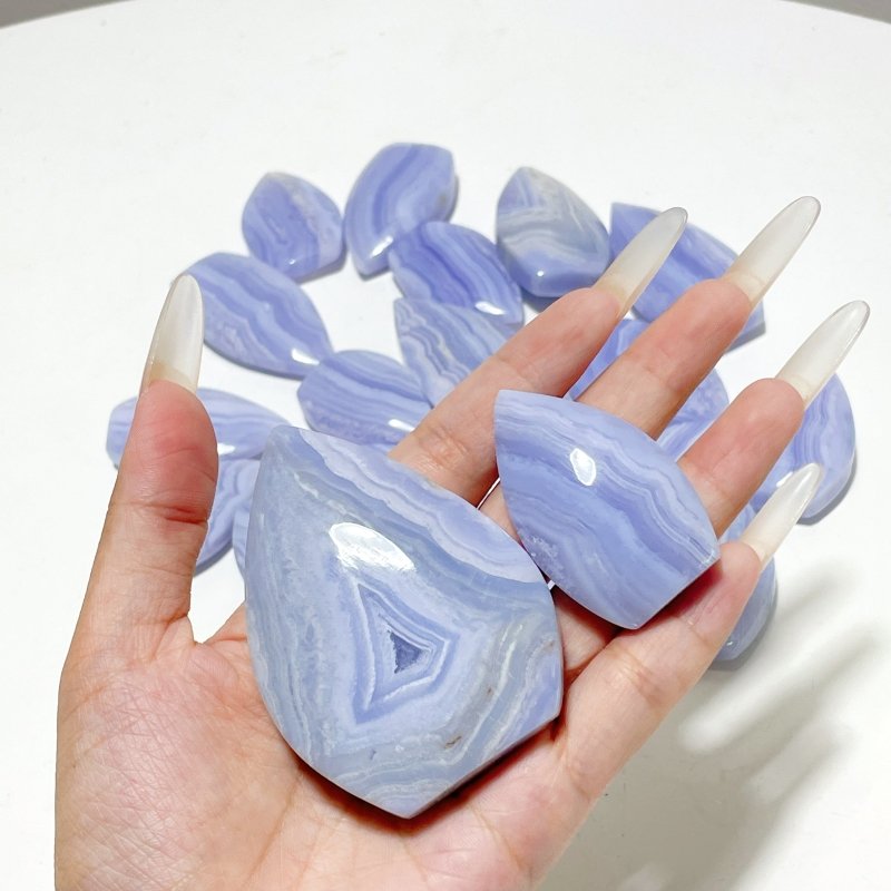 19 Pieces Blue Lace Agate Arrow Head Shape - Wholesale Crystals