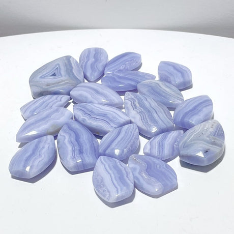 19 Pieces Blue Lace Agate Arrow Head Shape - Wholesale Crystals