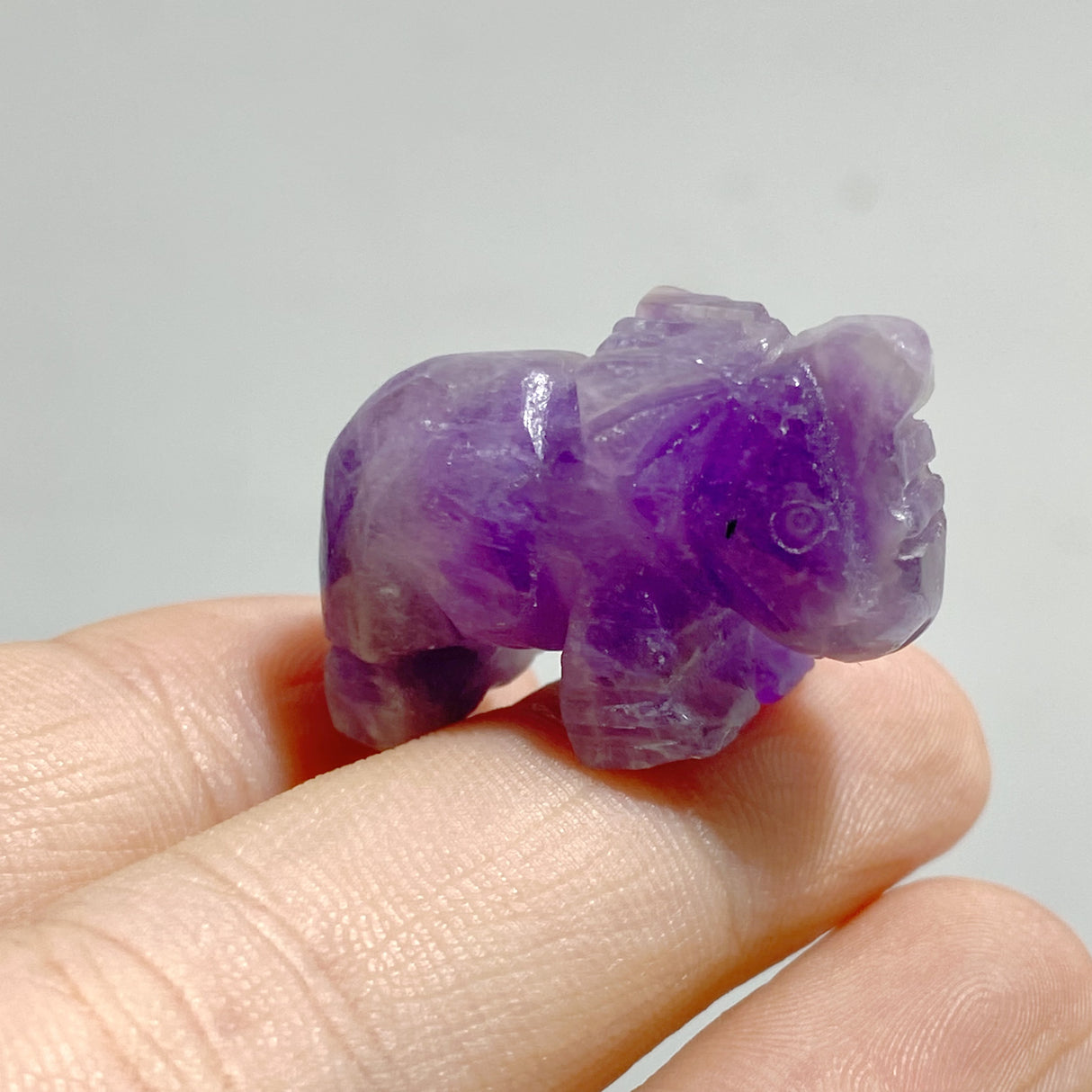 Mini Chevron Amethyst Elephant Carving Wholesale