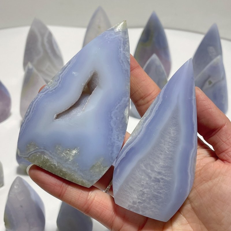 20 Pieces Beautiful Blue Chalcedony Arrow Head Shape - Wholesale Crystals