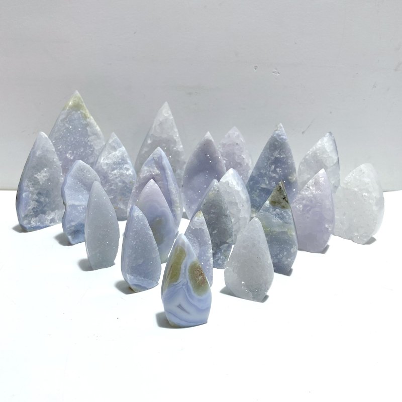 21 Pieces Blue Chalcedony Arrow Head Shape - Wholesale Crystals