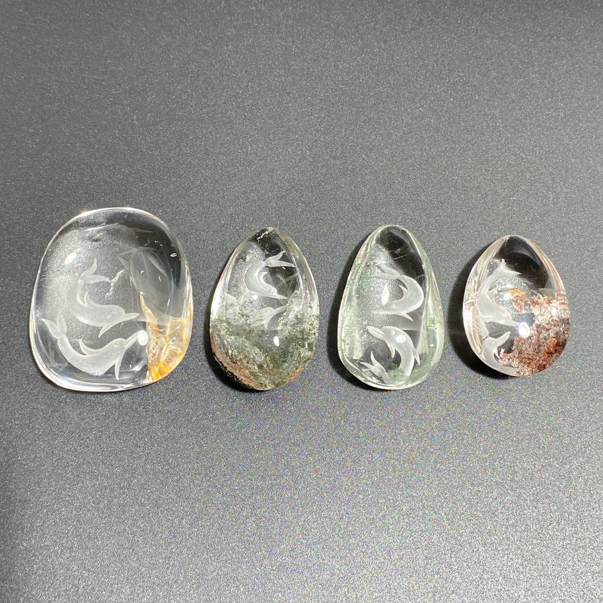 4 Pieces Dolphin Garden Quartz Inner Scene Carving