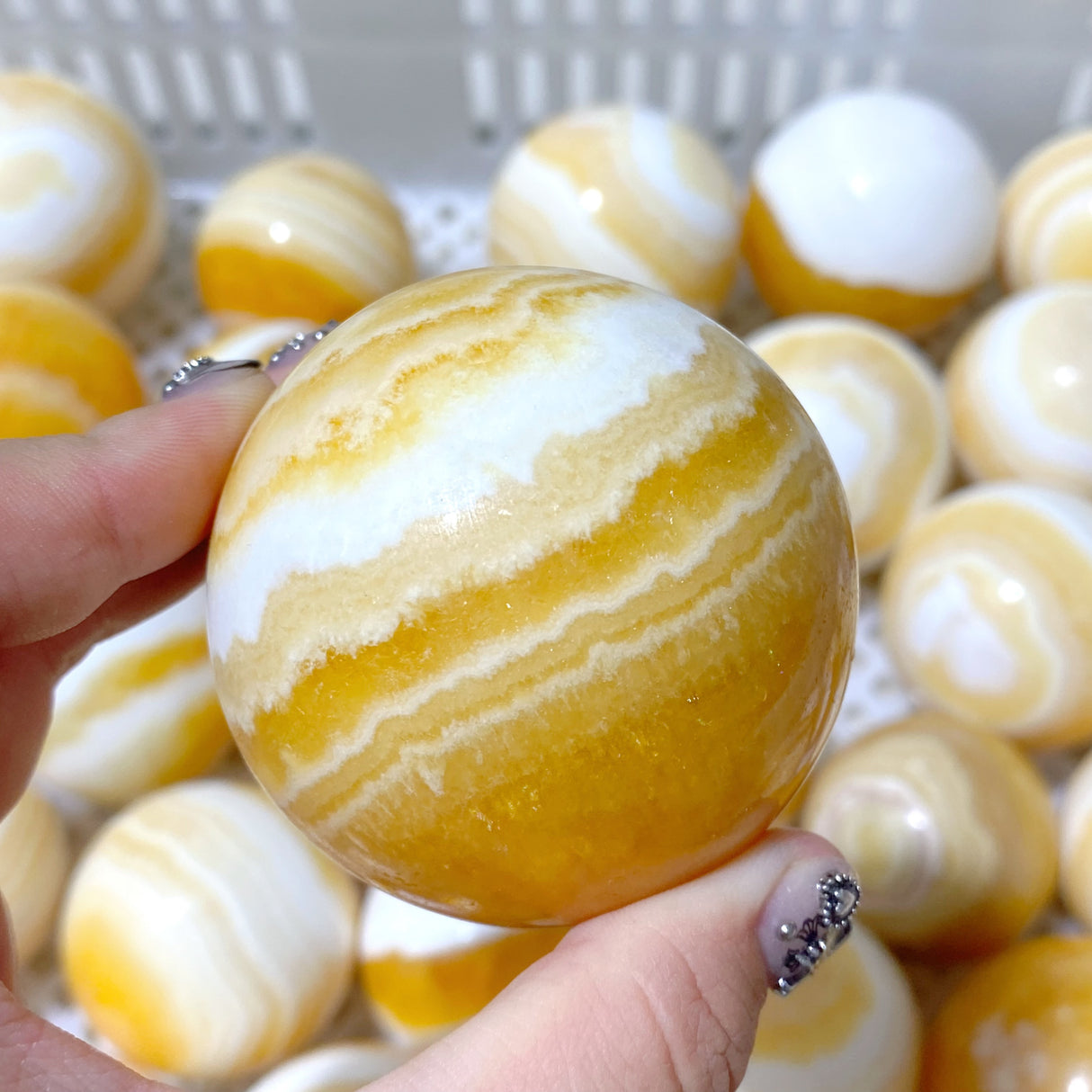 49 Pieces Stripe Yellow Calcite Spheres (Sea Freight Only)