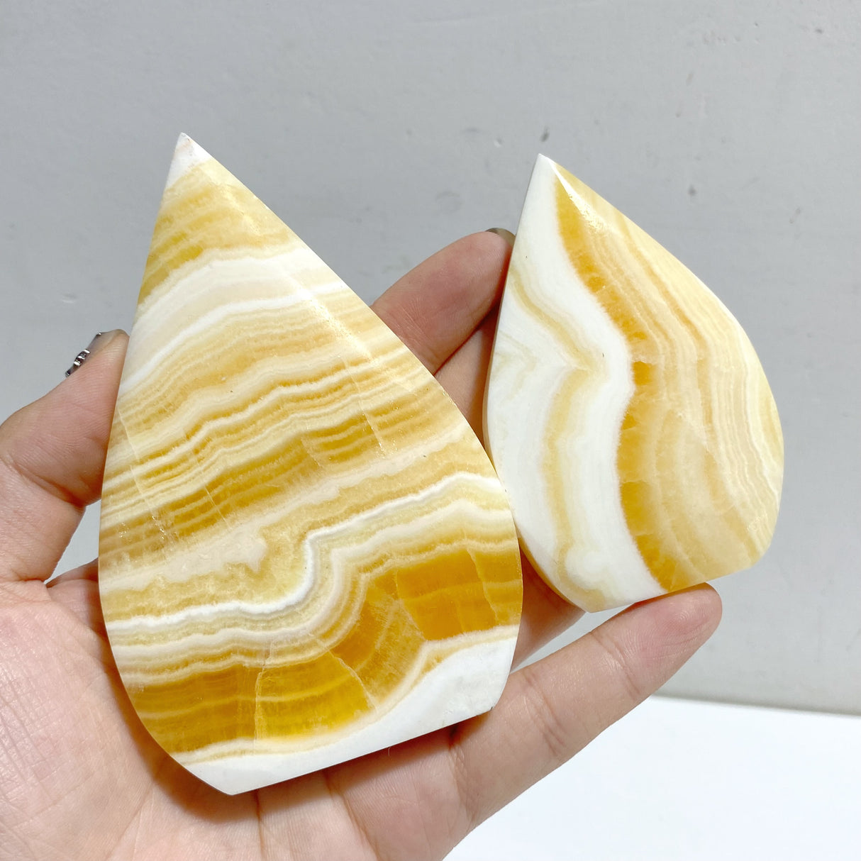 Stripe Yellow Calcite Arrow Head Shape Wholesale