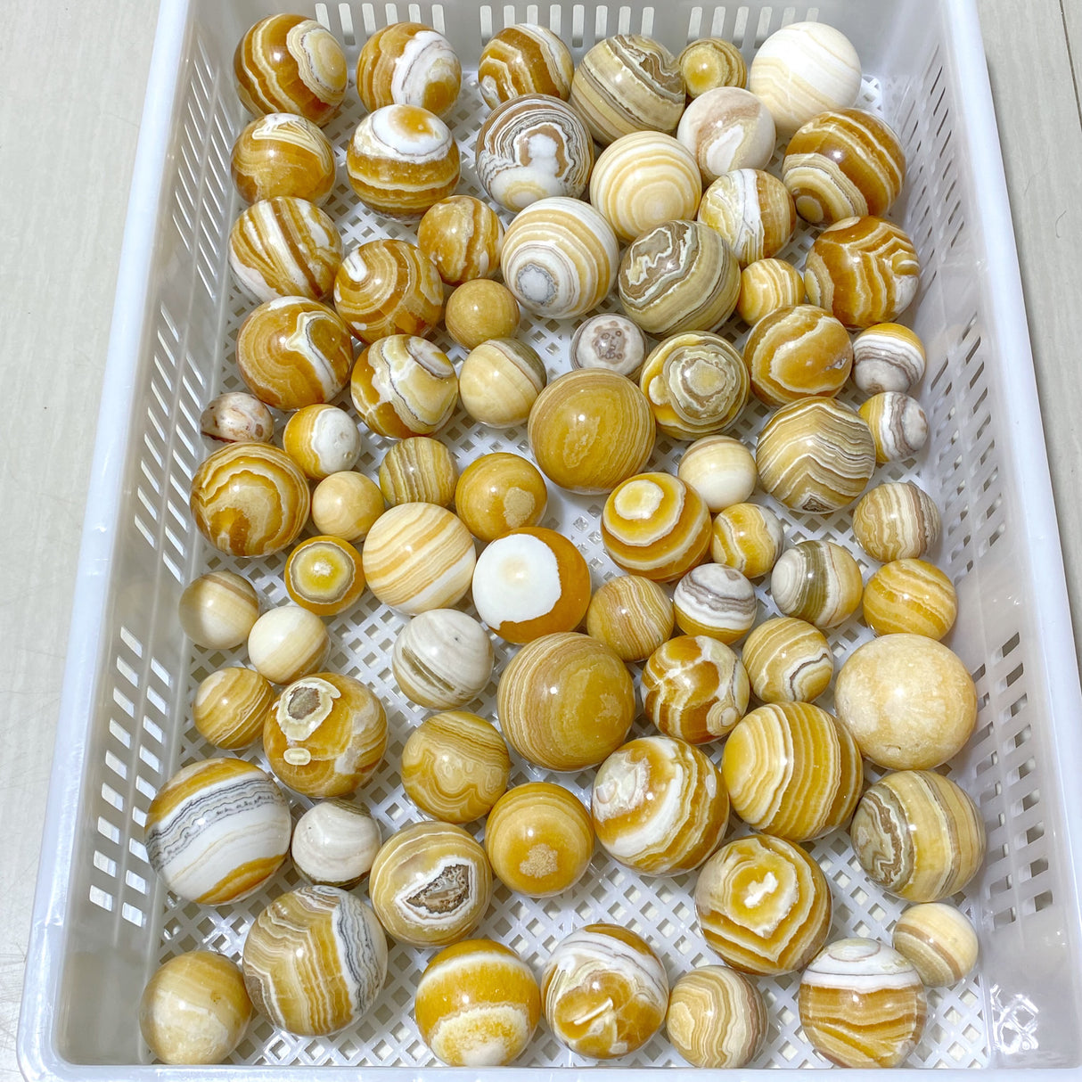 73 Pieces Stripe Yellow Calcite Spheres (Sea Freight Only)