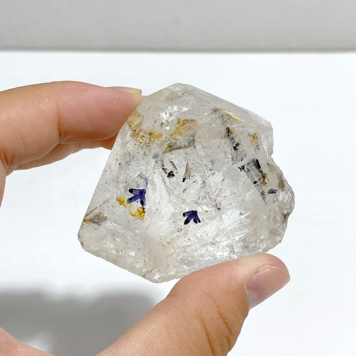 A62 Enhydro Crystal With Rainbow