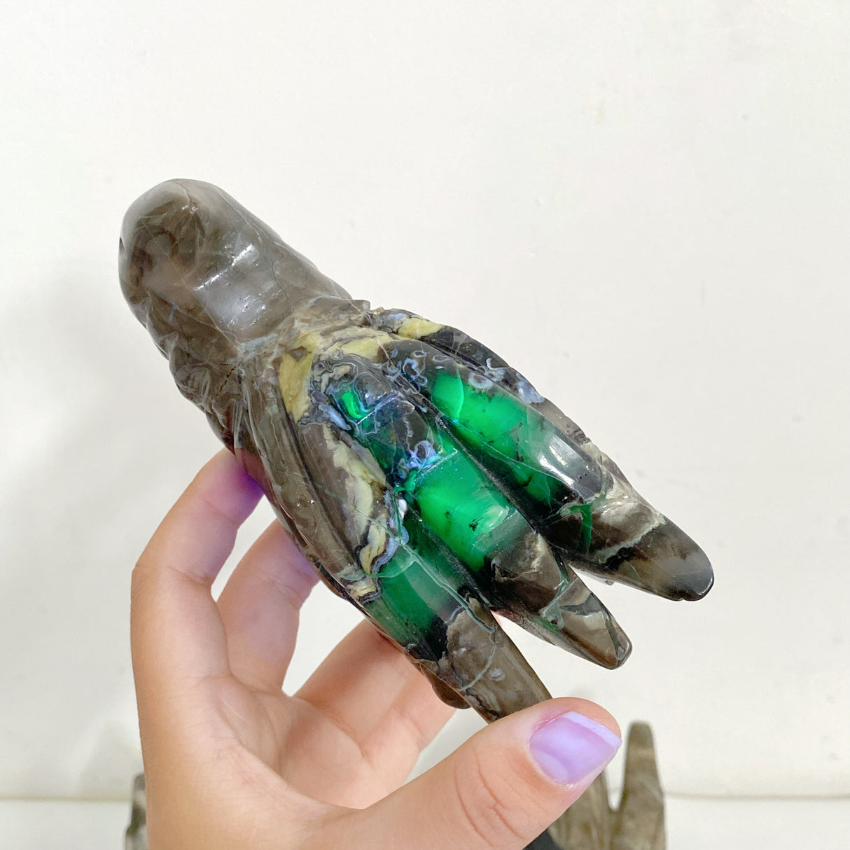 11 Pieces Volcanic Agate Dragon Head Carving Closeout(UV-Reactive)