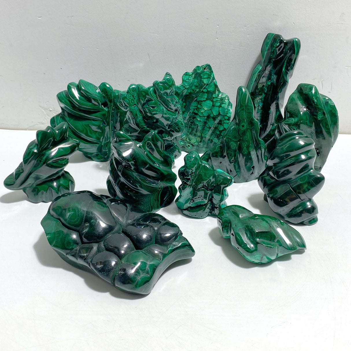 12 Pieces Malachite Flame Carving