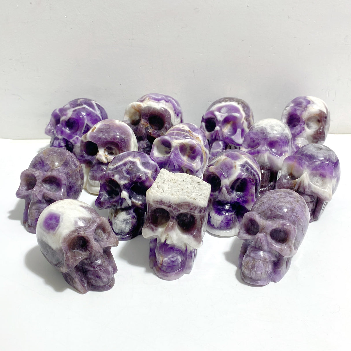 14 Pieces Chevron Amethyst Skull Carving