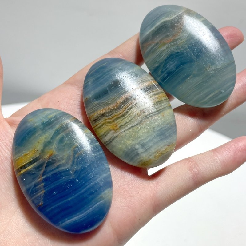 Beautiful Blue Onyx Palm Wholesale - Wholesale Crystals