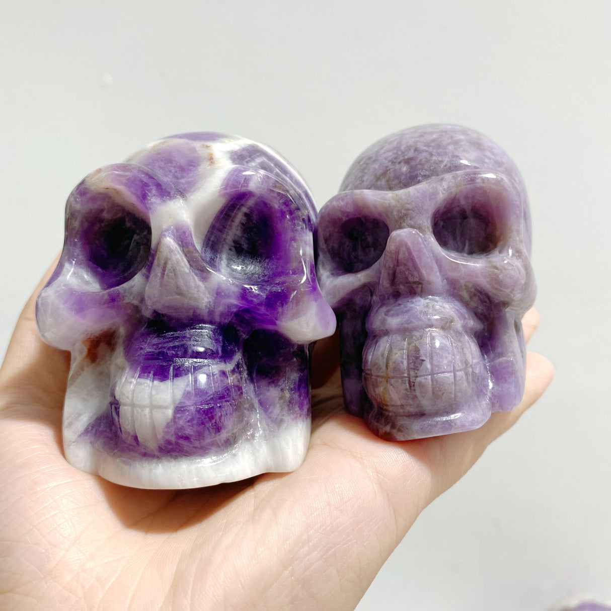 14 Pieces Chevron Amethyst Skull Carving