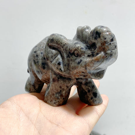 Yooperlite Elephant Carving Wholesale (UV-Reactive)