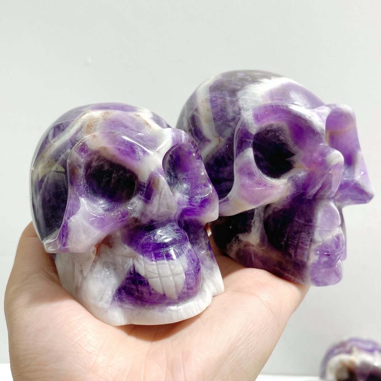 14 Pieces Chevron Amethyst Skull Carving