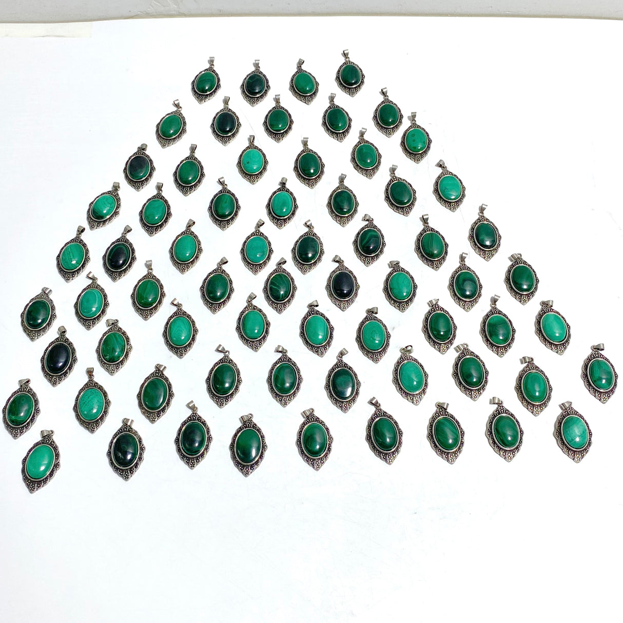 67 Pieces Beautiful Malachite Pendants