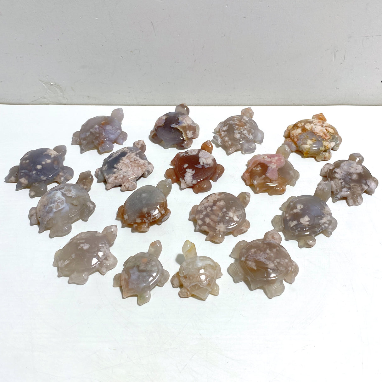 17 Pieces Sakura Flower Agate Sea Turtle Carving
