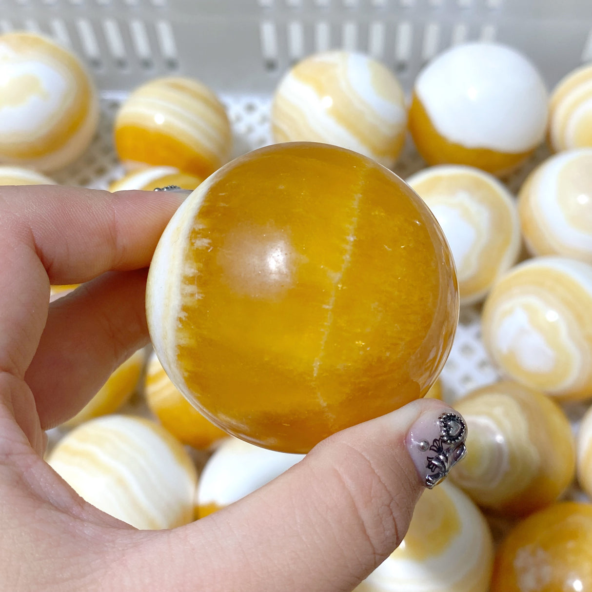 49 Pieces Stripe Yellow Calcite Spheres (Sea Freight Only)