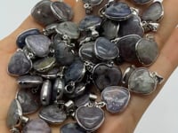 46 Pieces Cordierite Stone Heart Pendant