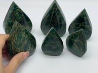 Green Mica Arrow Head Shape Wholesale