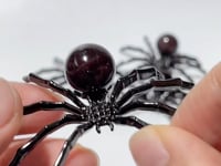 Six Star Line Garnet Crystal Sphere Spider Ornament Handmade Alloy Spider Wholesale