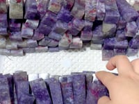 4.5-7.5CM Small Unicorn Stone Four-sided Tower Point Wholesale