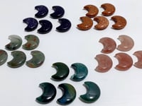 5 Types 3CM Moon Carving Wholesale Africa Blood Stone Blue Sandstone