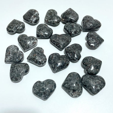 Yooperlite Heart Wholesale (UV - Reactive) - Wholesale Crystals