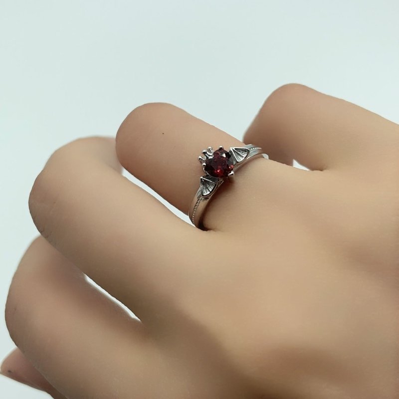 Garnet Cut Faceted Heart Ring Bat Crown Wholesale -Wholesale Crystals